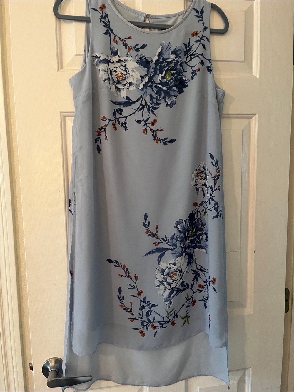NWOT White House Black Market Light Blue Floral High-Low Dress